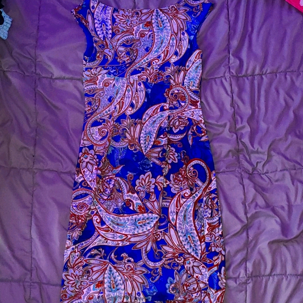 Blue Pattern Dress - Picture 3 of 3
